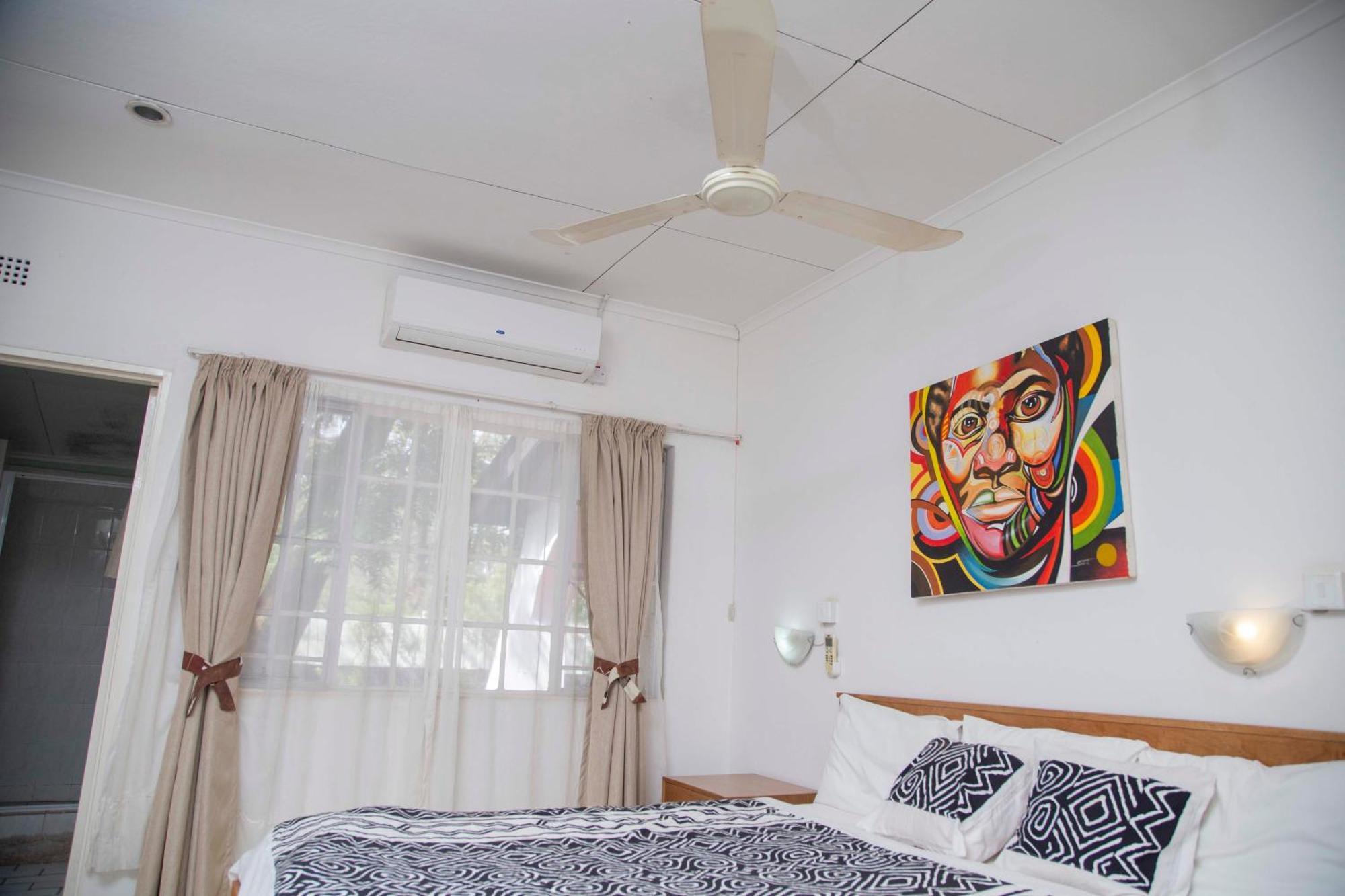 The Ad Lib Executive Lodge Lilongwe Luaran gambar